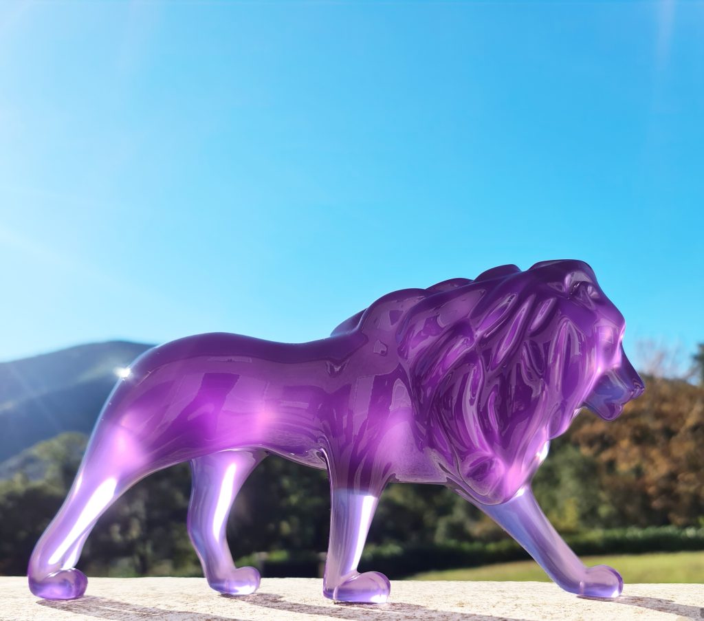 Cristal lion – Purple – 30 cm